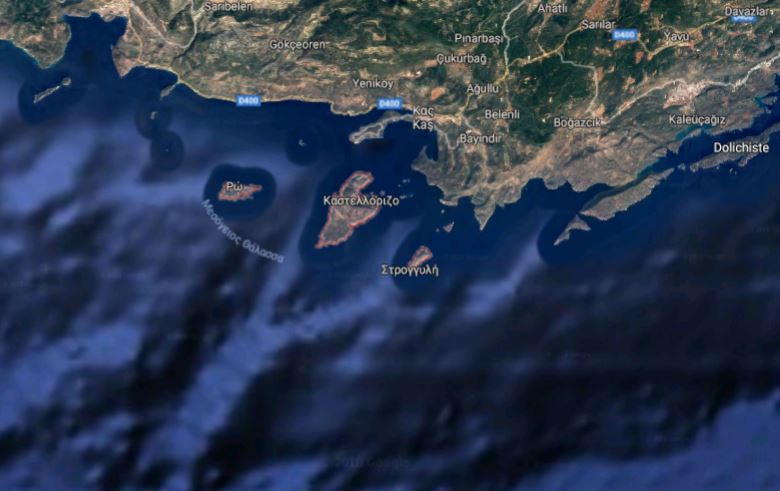 Στα 200 μέτρα πέταξαν οι Τούρκοι με το ελικόπτερο στη Ρω – Πυροβόλησαν στον αέρα οι Έλληνες στρατιώτες – Έκτακτη σύσκεψη στο ΓΕΕΘΑ - Φωτογραφία 3
