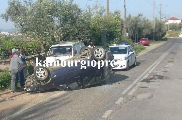 Εκτροπή αυτοκινήτου στην Παραβόλα (ΔΕΙΤΕ ΦΩΤΟ) - Φωτογραφία 2