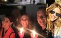Πάσχα αλά ελληνικά για τον Tom Hanks – Γιόρτασε με τη Νία Βαρντάλος και τον Αλέξη Γεωργούλη