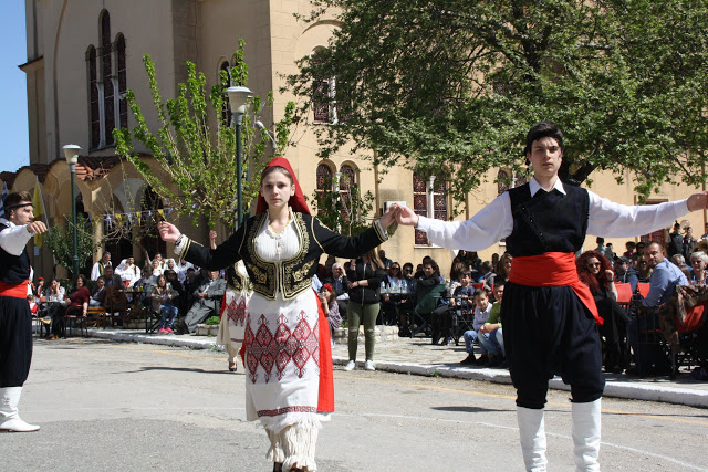 Με πολύ κόσμο η παραδοσιακή χορευτική παράσταση στην Πλατεία ΚΑΤΟΥΝΑΣ (ΦΩΤΟ: Παναγιώτης Τσούτσουρας) - Φωτογραφία 128