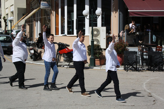 Με πολύ κόσμο η παραδοσιακή χορευτική παράσταση στην Πλατεία ΚΑΤΟΥΝΑΣ (ΦΩΤΟ: Παναγιώτης Τσούτσουρας) - Φωτογραφία 138