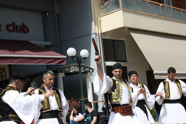 Με πολύ κόσμο η παραδοσιακή χορευτική παράσταση στην Πλατεία ΚΑΤΟΥΝΑΣ (ΦΩΤΟ: Παναγιώτης Τσούτσουρας) - Φωτογραφία 148