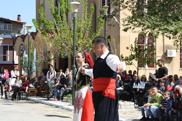 Με πολύ κόσμο η παραδοσιακή χορευτική παράσταση στην Πλατεία ΚΑΤΟΥΝΑΣ (ΦΩΤΟ: Παναγιώτης Τσούτσουρας) - Φωτογραφία 166