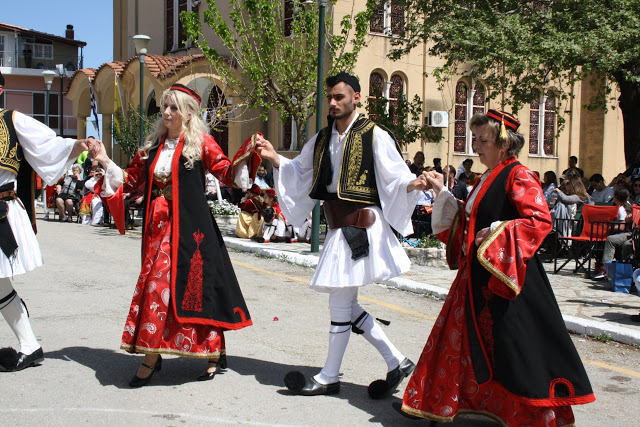 Με πολύ κόσμο η παραδοσιακή χορευτική παράσταση στην Πλατεία ΚΑΤΟΥΝΑΣ (ΦΩΤΟ: Παναγιώτης Τσούτσουρας) - Φωτογραφία 187