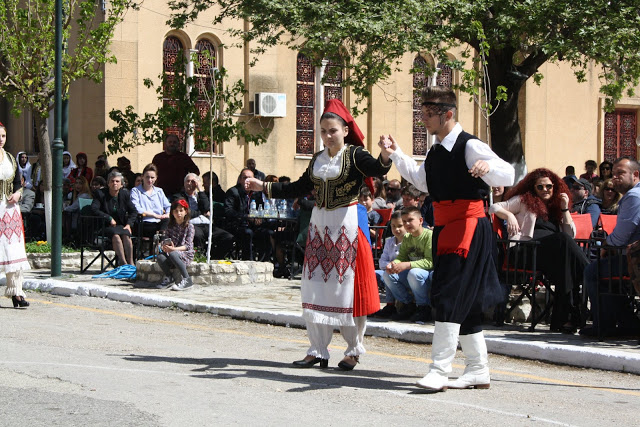 Με πολύ κόσμο η παραδοσιακή χορευτική παράσταση στην Πλατεία ΚΑΤΟΥΝΑΣ (ΦΩΤΟ: Παναγιώτης Τσούτσουρας) - Φωτογραφία 195
