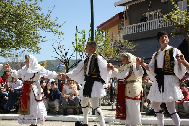 Με πολύ κόσμο η παραδοσιακή χορευτική παράσταση στην Πλατεία ΚΑΤΟΥΝΑΣ (ΦΩΤΟ: Παναγιώτης Τσούτσουρας) - Φωτογραφία 211