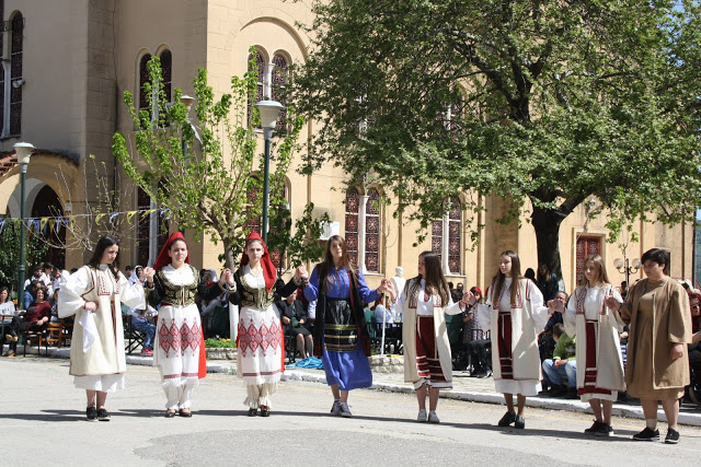 Με πολύ κόσμο η παραδοσιακή χορευτική παράσταση στην Πλατεία ΚΑΤΟΥΝΑΣ (ΦΩΤΟ: Παναγιώτης Τσούτσουρας) - Φωτογραφία 60