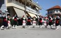 Με πολύ κόσμο η παραδοσιακή χορευτική παράσταση στην Πλατεία ΚΑΤΟΥΝΑΣ (ΦΩΤΟ: Παναγιώτης Τσούτσουρας) - Φωτογραφία 2