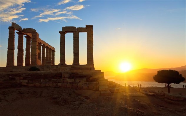 Τα 5 μέρη της Ελλάδας που επισκέπτονται περισσότερο οι τουρίστες! - Φωτογραφία 1