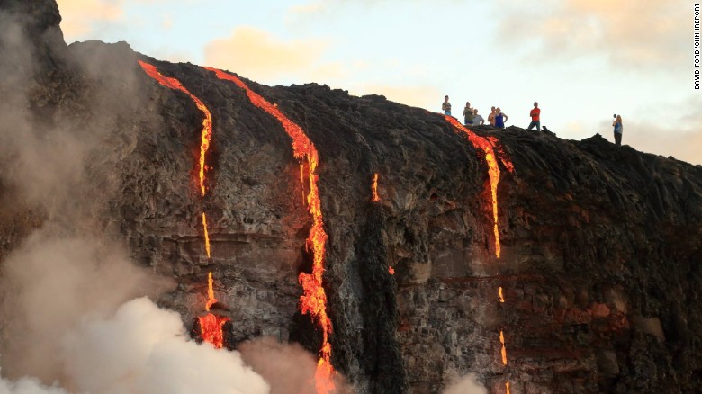 Χαβάη: Το ηφαίστειο Κιλαουέα «χύνεται» στη θάλασσα [video] - Φωτογραφία 2