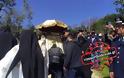 Με συμμετοχή εκατοντάδων πιστών η λιτανεία του «Άξιον Εστί» στο Άγιον Όρος (φωτογραφίες) - Φωτογραφία 2
