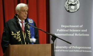 Πρόεδρος της Δημοκρατίας Προκόπης Παυλόπουλος, Το εθνικό Σύνταγμα υπερέχει των κανόνων του διεθνούς δικαίου - Φωτογραφία 1