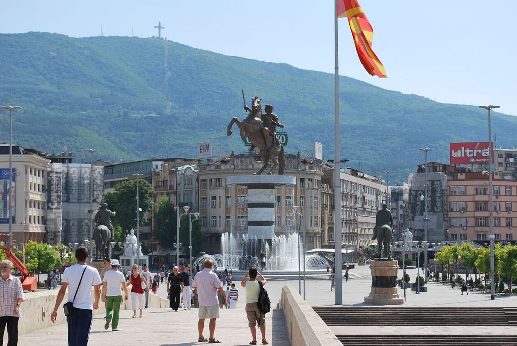 Το 67% των Σκοπιανών θεωρεί νούμερο ένα εχθρό τους την Ελλάδα - Φωτογραφία 1
