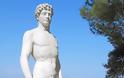 Ο καθηγητής που παρατήρησε κάτι στα Ελληνικά αγάλματα που δεν είχε δει κανείς εδώ και 2.500 χρόνια - Φωτογραφία 3