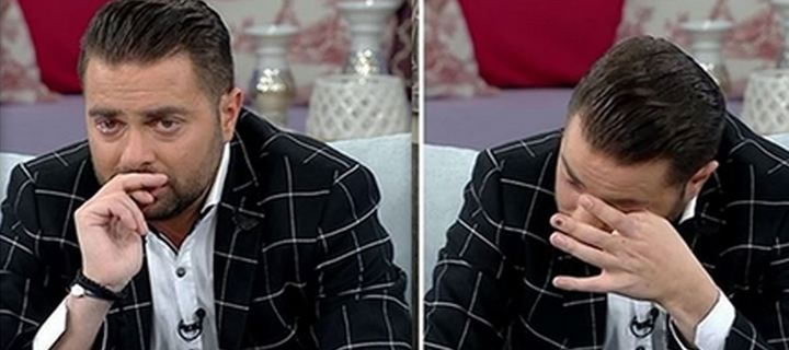 Η Ηλίας Βρεττός ξέσπασε σε κλάματα στην πρώτη του τηλεοπτική συνέντευξη μετά το τροχαίο - Φωτογραφία 1
