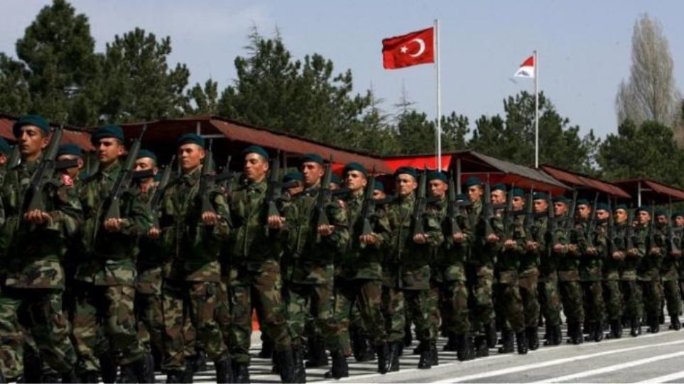 Τουρκία: Οι αρχές θα απομακρύνουν 3.000 μέλη των ενόπλων δυνάμεων! - Φωτογραφία 1