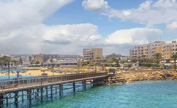 Κύπρος: 73% των ξενοδοχείων λειτουργούν χωρίς άδεια - Φωτογραφία 1