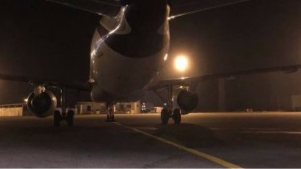 Λιβύη: Πύραυλοι έπληξαν Airbus στο αεροδρόμιο της Τρίπολης - Φωτογραφία 1