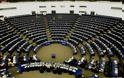 Το Ευρωπαϊκό Κοινοβούλιο καλεί την Τουρκία να απελευθερώσει αμέσως τους δύο Έλληνες
