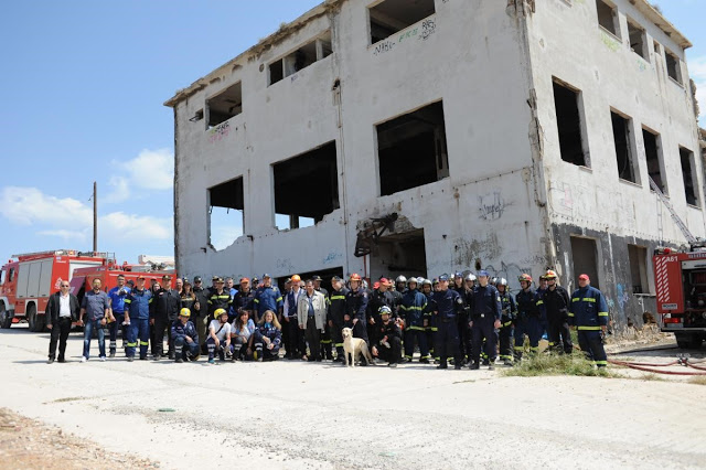 ΣΕΙΣΙΧΘΩΝ 2018 - Η μεγάλη άσκηση της πυροσβεστικής στον Πειραιά - Φωτογραφία 1