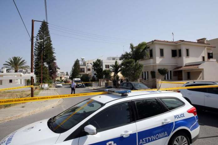 Νεα δολοφονία στην Κύπρο – Γυναίκα βρέθηκε δεμένη και φιμωμένη στο σπίτι της - Φωτογραφία 1