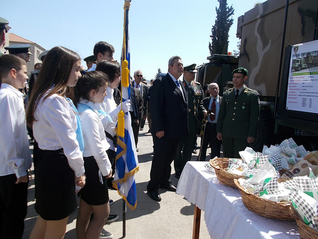 Χαλκίδα: Παρουσία του Πάνου Καμμένου ο εορτασμός του Αγίου Γεωργίου στη Σχολή Πεζικού (ΦΩΤΟ) - Φωτογραφία 3