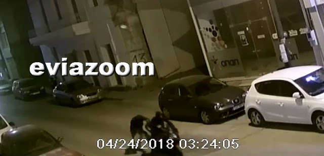 Χαλκίδα: Βίντεο - ντοκουμέντο! Καρέ - καρέ η κλοπή μοτοσικλέτας από πυλωτή πολυκατοικίας! - Φωτογραφία 3