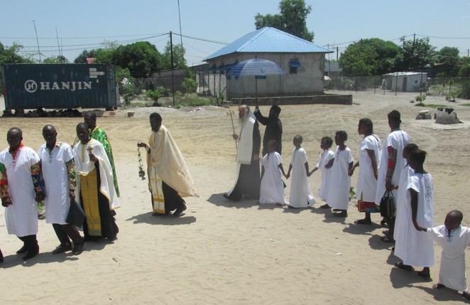 Συνεχίζονται οι βαπτίσεις στην Ιερά Μητρόπολη Κινσάσας - Φωτογραφία 1