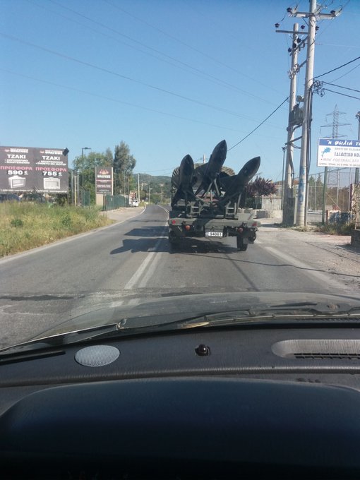 Σε χώρους διασποράς: Ξαφνική μετακίνηση των αντιαεροπορικών MIM 23-B Improved Hawk προς «άγνωστο προορισμό» – Π.Καμμένος: «Είναι ξύλινα ομοιώματα» - Φωτογραφία 3