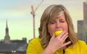 «Lemon Face Challenge»: Ο λόγος που οι διάσημοι άρχισαν να τρώνε λεμόνι και να βιντεοσκοπούν τις αντιδράσεις τους!