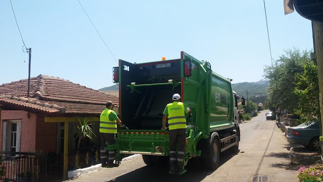 Ο τομέας των σκουπιδιών του Δήμου ΑΚΤΙΟΥ ΒΟΝΙΤΣΑΣ απο σήμερα παραδόθηκε απο τον δήμαρχο κ. ΑΠΟΣΤΟΛΑΚΗ σε ιδιωτική εταιρεία (ΦΩΤΟ) - Φωτογραφία 1