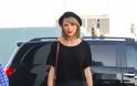 H Taylor Swift έφερε την επιστροφή της... μίνι φούστας - Φωτογραφία 3