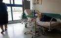 «Αυτοψία» του iefimerida στο Νοσοκομείο «Αττικόν» – Εικόνες ντροπής με δεκάδες ράντζα στους διαδρόμους - Φωτογραφία 8