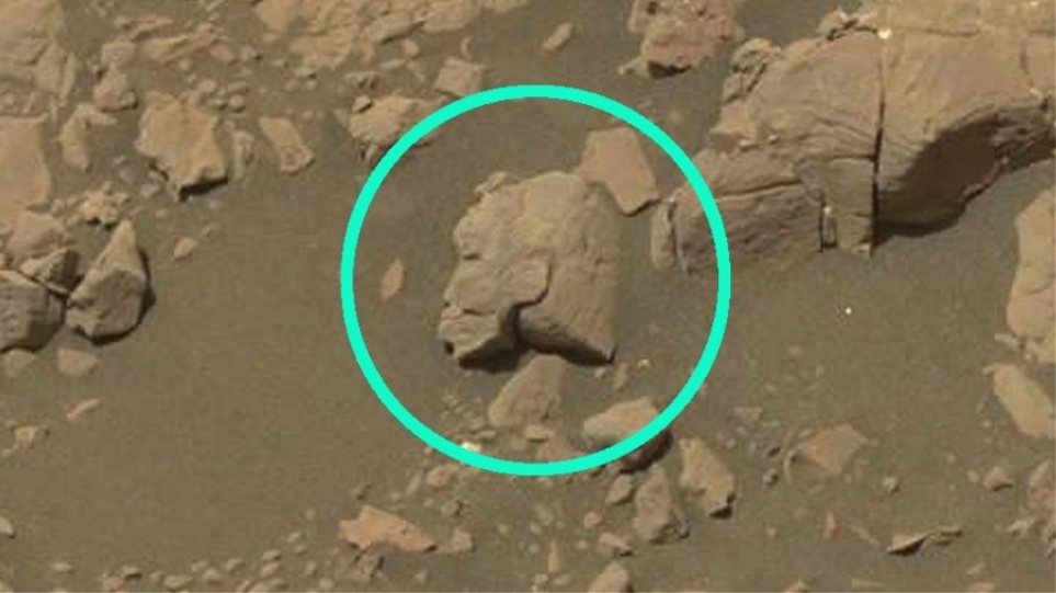 Κεφάλι πολεμιστή σκαλισμένο σε πέτρα στον Άρη; Η φωτογραφία της NASA που προκαλεί αναταραχή! - Φωτογραφία 1