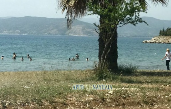 Στις παραλίες γιόρτασαν οι Έλληνες την Πρωτομαγιά – Εκατοντάδες ψησταριές στην Καραθώνα Ναυπλίου… [photos+video] - Φωτογραφία 4