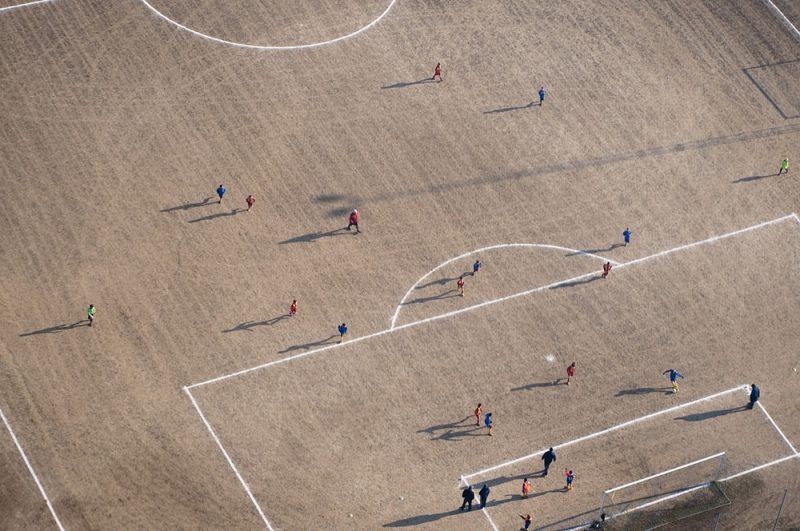 Ένα γήπεδο ακριβώς στη γραμμή του Ισημερινού - Φωτογραφία 2