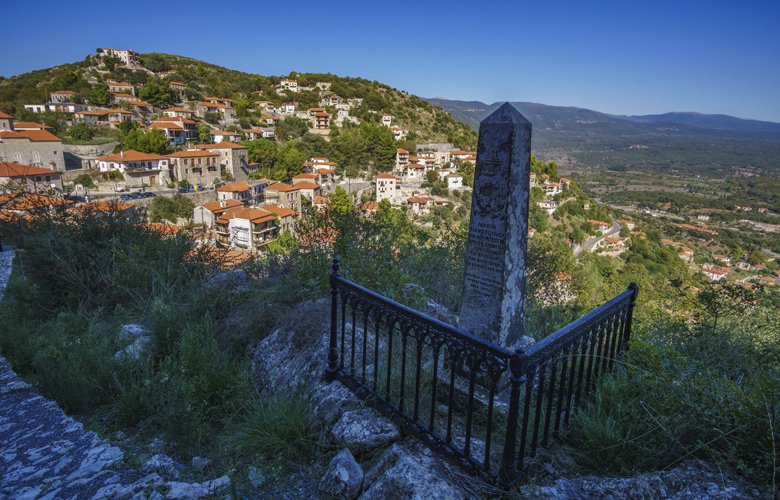 H καστροπολιτεία της Καρύταινας είναι το στολίδι της αρκαδικής γης - Φωτογραφία 5