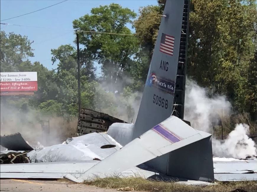 Συνετρίβη C-130  στην Τζόρτζια - Φωτογραφία 9