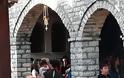 Πλήθος πιστών καθημερινά στο Ησυχαστήριο του Αγ. Κυπριανού και Ιουστίνης στο Παναιτώλιο