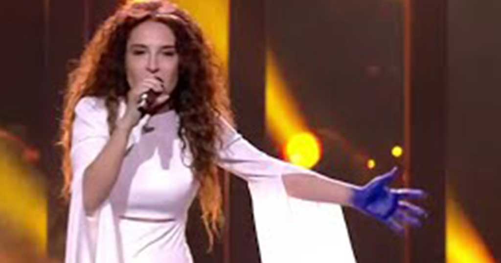 Eurovision 2018: Η δεύτερη πρόβα της Γιάννας Τερζή με βαμμένο μπλε χέρι - Φωτογραφία 1