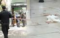 «Βροχή» από σφαίρες στην πλατεία Βικτωρίας - Τουλάχιστον τρεις σφαίρες δέχτηκε Αλβανός κουρέας !!! - Φωτογραφία 1