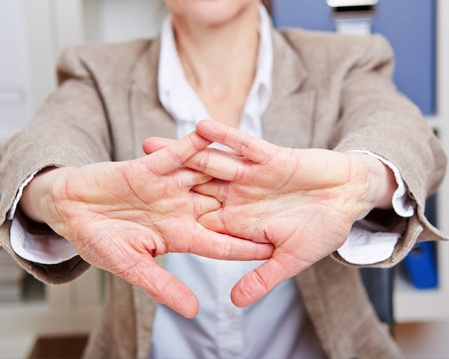 Γιατί οι αρθρώσεις μας κάνουν … κρακ; - Φωτογραφία 2