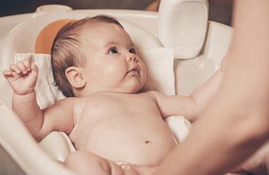 4 πρακτικές συμβουλές για την καθημερινή υγιεινή του μωρού σας - Φωτογραφία 1