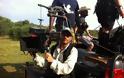 Βραβευμένος σκηνοθέτης σκοτώθηκε από καμηλοπάρδαλη - Φωτογραφία 2