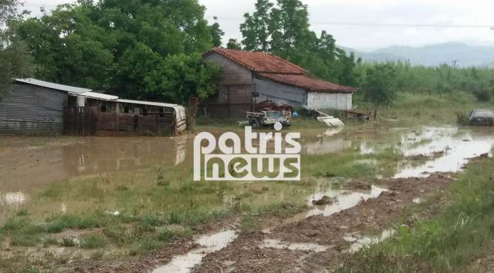 «Πνίγηκε» το Στρέφι: Κλειστή η Ε.Ο. – Τεράστιες καταστροφές σε Καρούτες, Λαντζόϊ και Σαλμώνη - Φωτογραφία 8