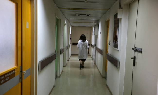 Αυτόνομα τμήματα γίνονται τα Γραφεία Προστασίας Δικαιωμάτων των ασθενών στα νοσοκομεία - Φωτογραφία 1