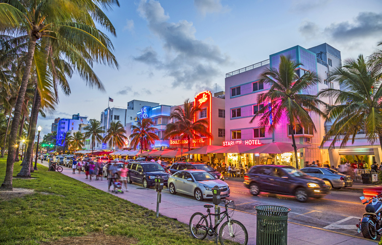 Welcome to Miami! Το μικρό ψαροχώρι που έγινε σύμβολο της χλιδής και του πάρτι - Φωτογραφία 6