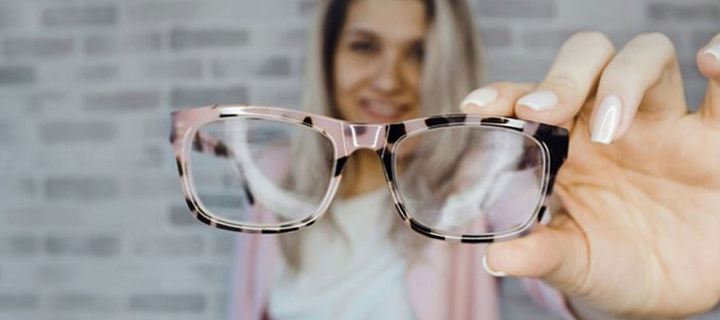 Ηλεκτρονικά γυαλιά για άτομα με χαμηλή όραση ήρθαν και στην Ελλάδα - Φωτογραφία 1