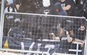 Οπαδός του ΠΑΟΚ με... πένσα, σκίζει τα διαχωριστικά στο ΟΑΚΑ [photos] - Φωτογραφία 3