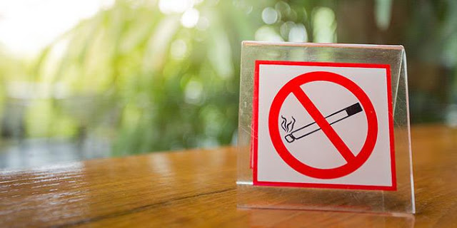 Τι είναι το κάπνισμα «από τρίτο χέρι» και ποιες οι συνέπειές του στην υγεία μας; - Φωτογραφία 1